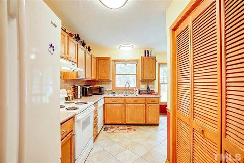 1413 Vanguard Pl, Durham, NC 27713 photo 9