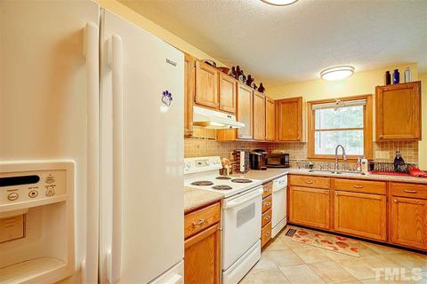 1413 Vanguard Pl, Durham, NC 27713 photo 10