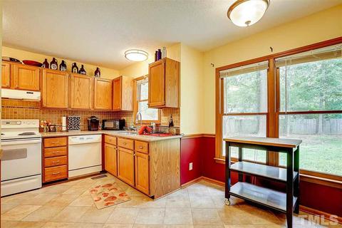1413 Vanguard Pl, Durham, NC 27713 photo 6