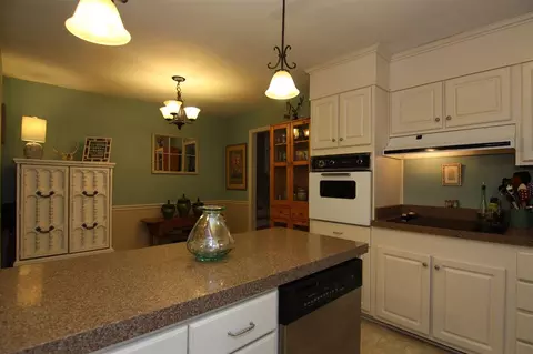 126 Emerald Cir, Durham, NC 27713 photo 6