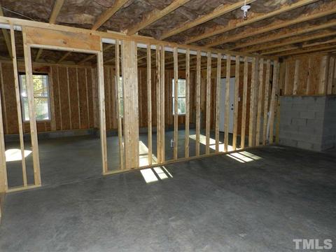 93 Tarpon Dr, Benson, NC 27504 photo 6
