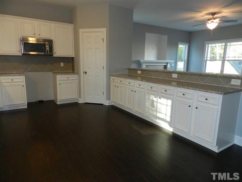 93 Tarpon Dr, Benson, NC 27504 photo 10