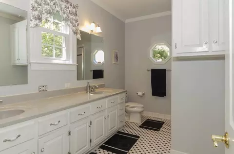 809 Huntsman Dr, Durham, NC 27713 photo 7
