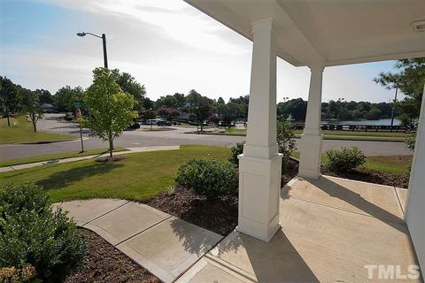 322 Sylvias Ct, Durham, NC 27703 photo 2