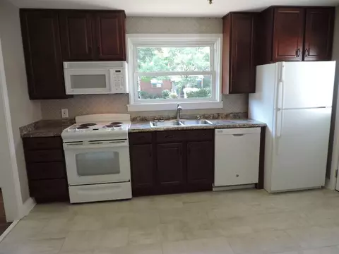207 S Briggs Ave, Durham, NC 27703 photo 16