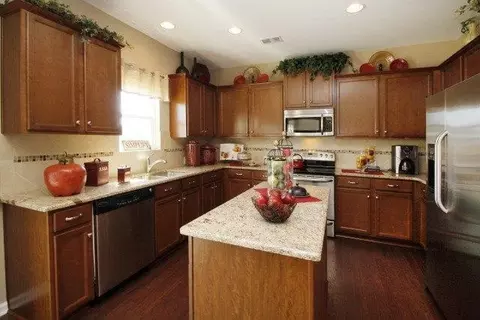 1107 Poplar St, Durham, NC 27703 photo 4