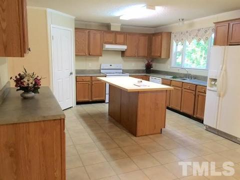 7705 Trudy Ln, Garner, NC 27529 photo 4