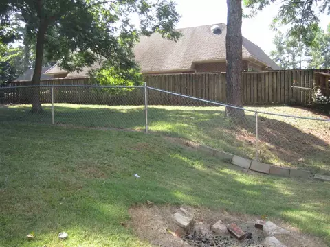 910 Marilyn Dr, Raleigh, NC 27607 photo 4