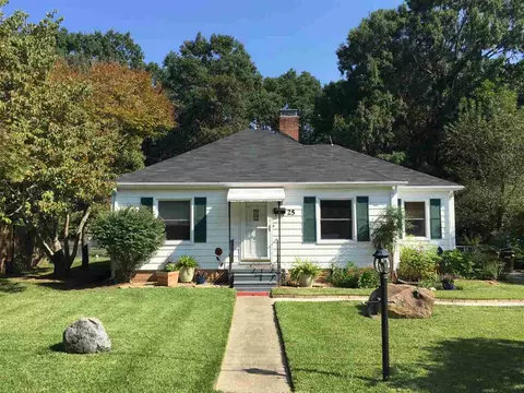 25 Hawthorne Dr, Durham, NC 27712 photo 1