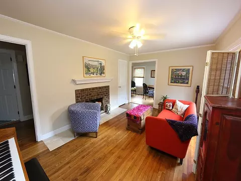 25 Hawthorne Dr, Durham, NC 27712 photo 3