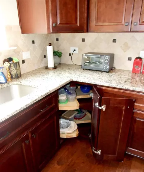 3410 Flat River Dr, Durham, NC 27703 photo 8