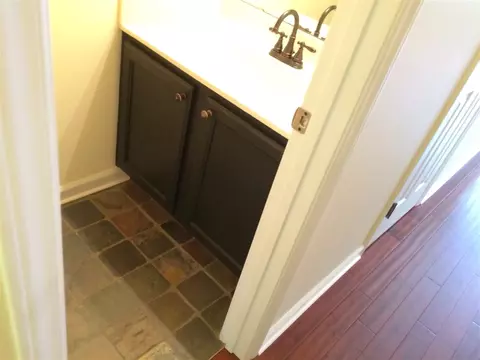 9 Moorefield Ct, Durham, NC 27705 photo 8
