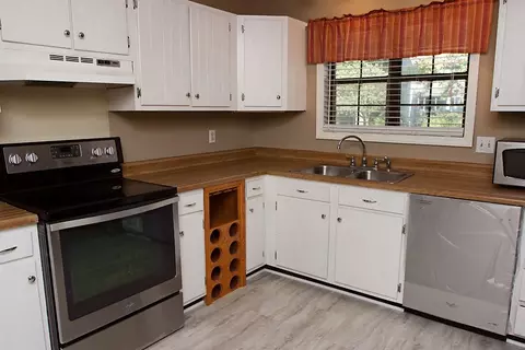 23 Willow Bridge Dr, Durham, NC 27707 photo 4