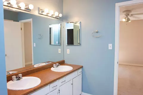 23 Willow Bridge Dr, Durham, NC 27707 photo 12