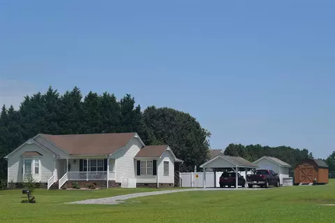 409 Danielle Dr, Garner, NC 27529 photo 1