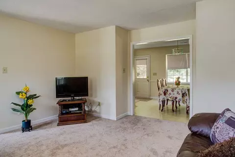 203 Deep Forest Dr, Durham, NC 27713 photo 7