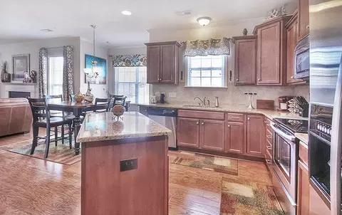 4529 Cottendale Dr, Durham, NC 27703 photo 5