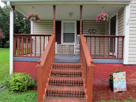 1227 Pointer St, Roxboro, NC 27573 photo 11