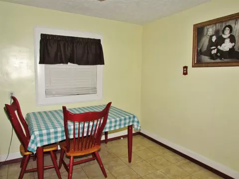 1227 Pointer St, Roxboro, NC 27573 photo 14