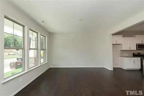 1117 Metropolitan Dr NE, Durham, NC 27713 photo 5