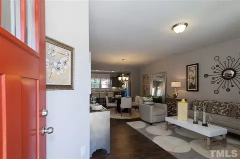 1115 Metropolitan Dr, Durham, NC 27713 photo 5