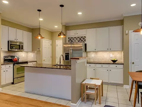 4409 Cumberland Dr, Durham, NC 27705 photo 9