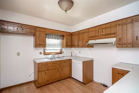 605 Mcgee Rd, Benson, NC 27504 photo 8