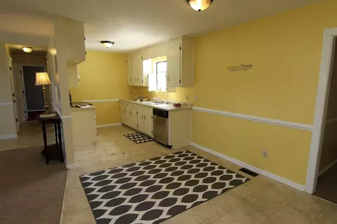 64 Christopher Ave, Princeton, NC 27569 photo 9