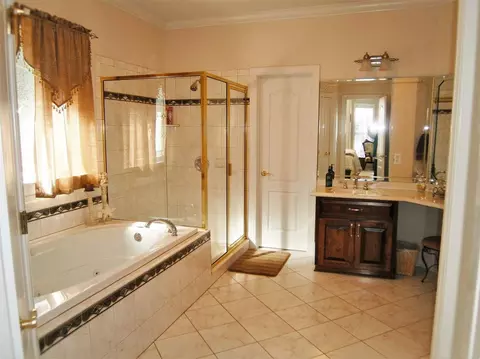 206 Ivey Gate Ln, Garner, NC 27529 photo 17
