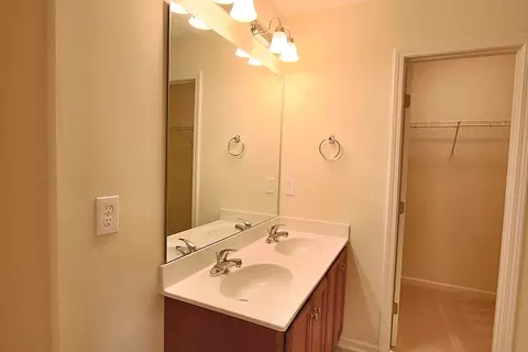 2 Frinton Pl, Durham, NC 27704 photo 15