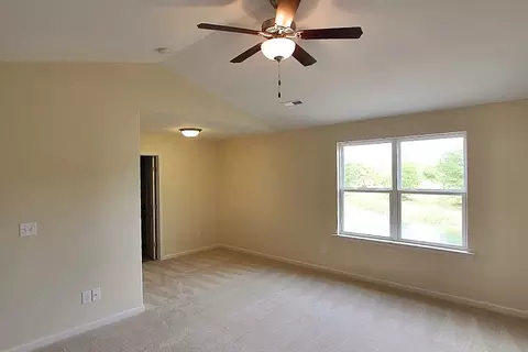2 Frinton Pl, Durham, NC 27704 photo 5
