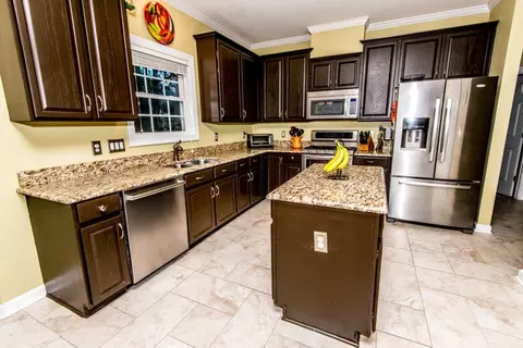 103 Chasbrier Ct, Cary, NC 27518 photo 2