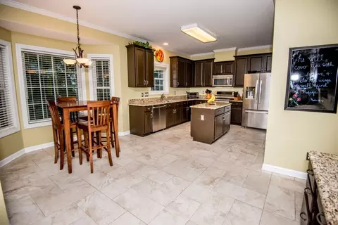 103 Chasbrier Ct, Cary, NC 27518 photo 4