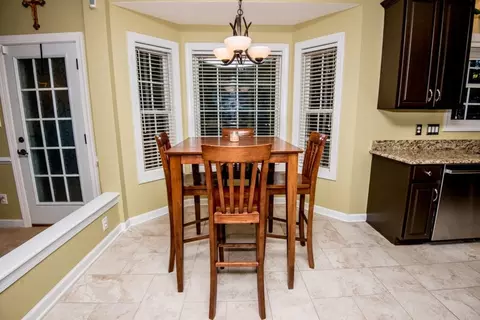 103 Chasbrier Ct, Cary, NC 27518 photo 7