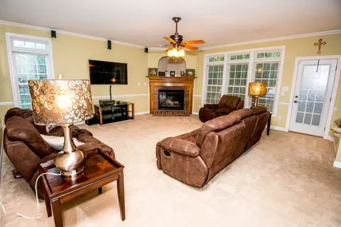 103 Chasbrier Ct, Cary, NC 27518 photo 3