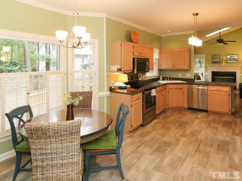 3 Crestbury Ct, Durham, NC 27713 photo 6