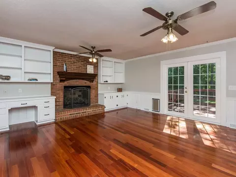 6925 Electra Dr, Raleigh, NC 27607 photo 9