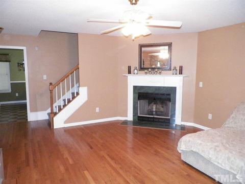 109 Heather Dr, Garner, NC 27529 photo 4