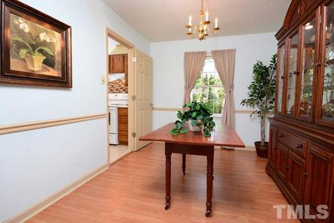 501 E Hammond St, Durham, NC 27704 photo 8