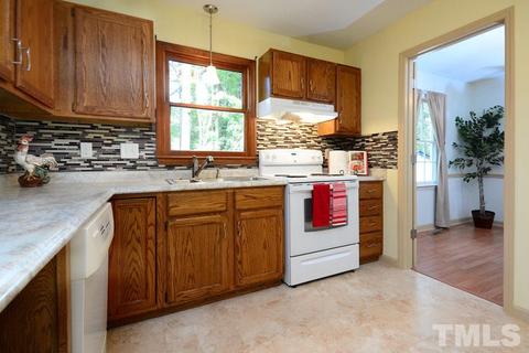 501 E Hammond St, Durham, NC 27704 photo 9