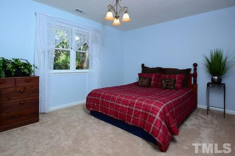 501 E Hammond St, Durham, NC 27704 photo 16