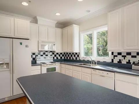 2707 Everett Ave, Raleigh, NC 27607 photo 11