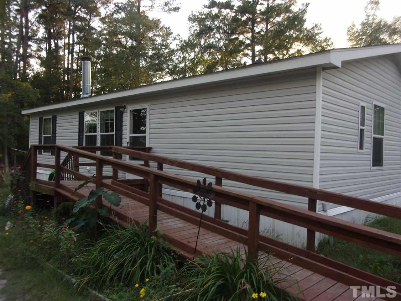 1689 Old Batten Rd, Selma, NC 27576 photo 1