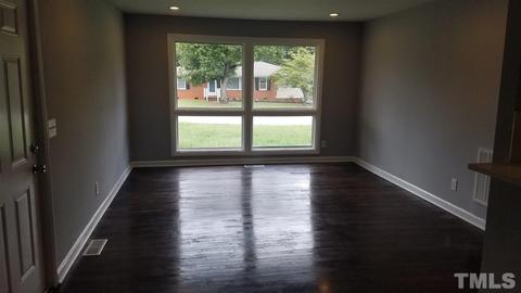 913 Forest Dr, Garner, NC 27529 photo 4