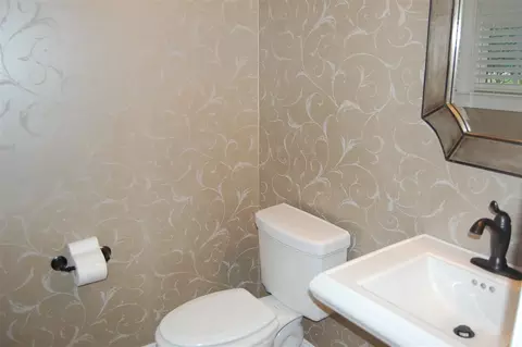 736 Hadrian Dr, Garner, NC 27529 photo 6