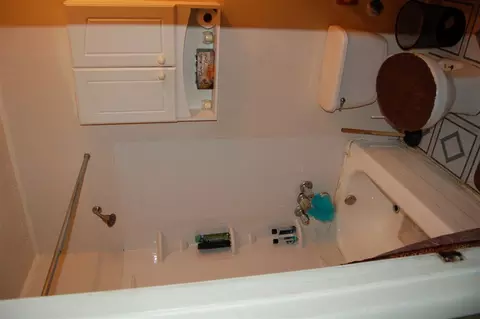 1210 Truman St, Durham, NC 27701 photo 6