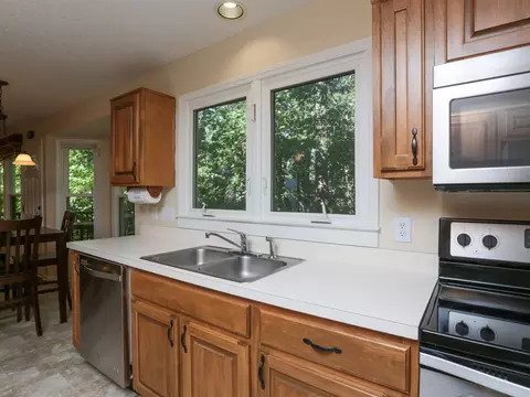 4 Homecroft Ct, Durham, NC 27703 photo 8