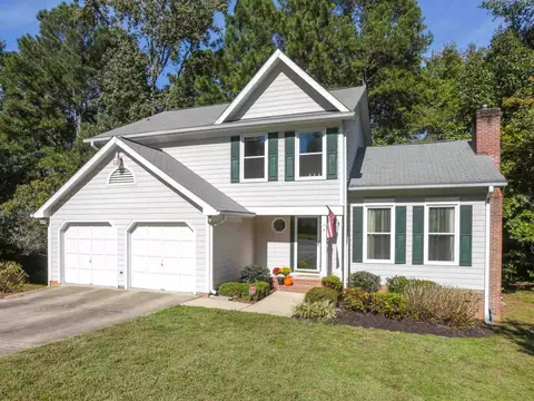 4 Homecroft Ct, Durham, NC 27703 photo 1