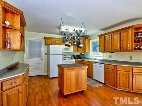 1404 Maple Ave, Apex, NC 27502 photo 4