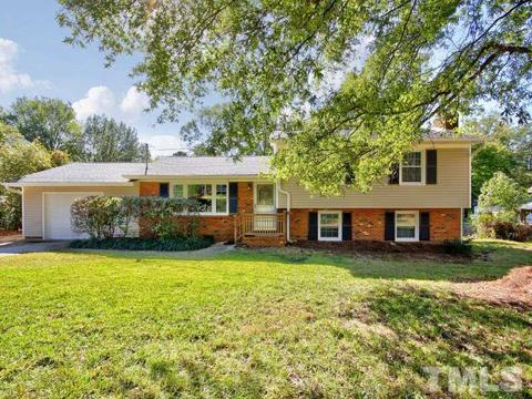 1404 Maple Ave, Apex, NC 27502 photo 1